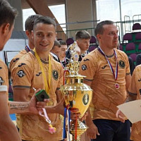 Победители XIX турнира по мини-футболу «Я — строитель!» — команда «Строим вместе».