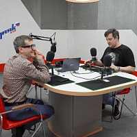 Владимир Денисов гость радиоэфира ФГУП ВГТРК ГТРК "ДОН-ТР", ведущий Олег Пшеничный. 